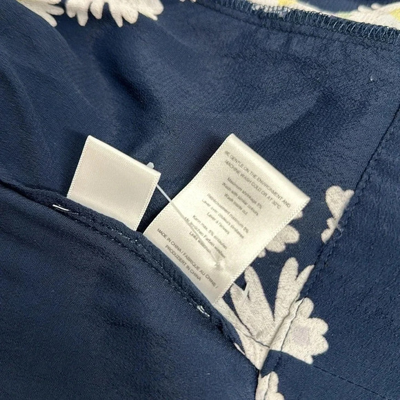 Ganni Blouse Wrap Top Long Sleeve Shirt V-Neck Floral Daisy Navy Blue Size US XS - Picture 11 of 13